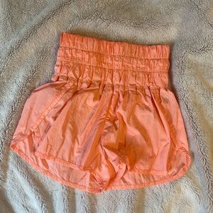 Free people shorts - Small - Peach color